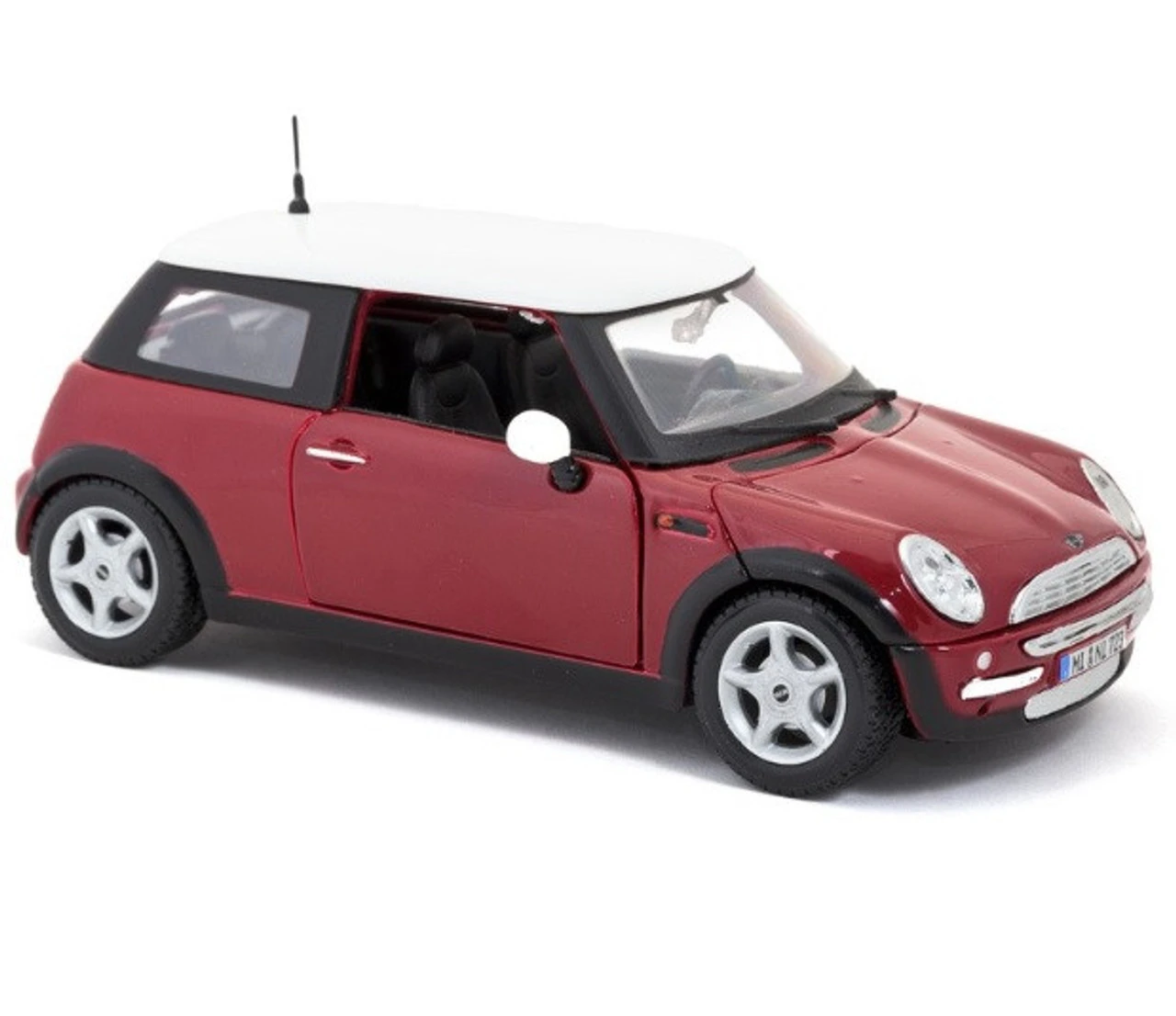 Maisto 1/24 Mini Cooper Diecast Model 3 Maisto 1/24 Mini Cooper Diecast Model - Image 3