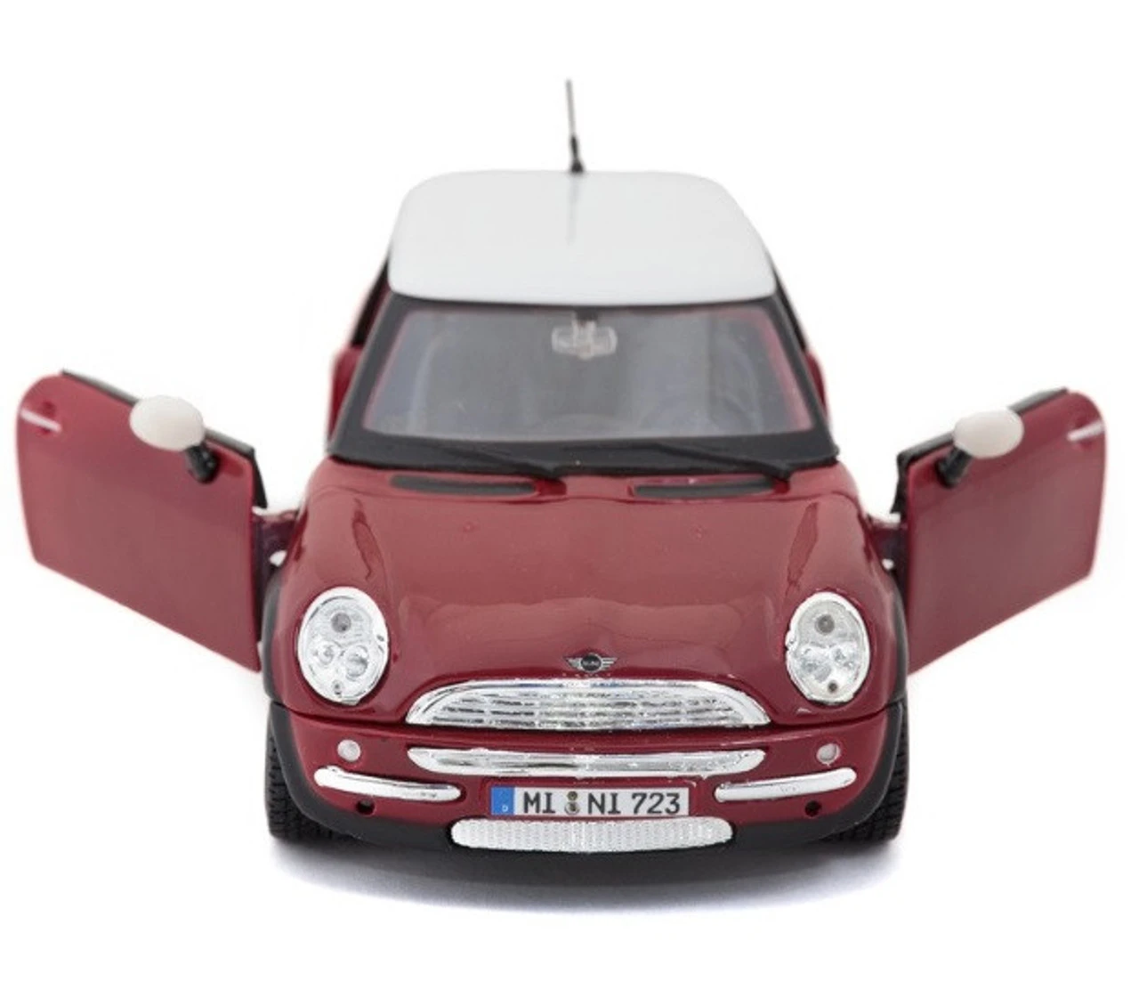 Maisto 1/24 Mini Cooper Diecast Model 2 Maisto 1/24 Mini Cooper Diecast Model - Image 2