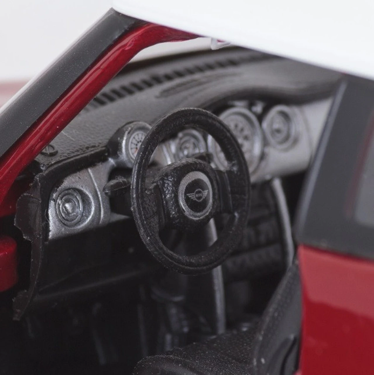 Maisto 1/24 Mini Cooper Diecast Model 7 Maisto 1/24 Mini Cooper Diecast Model - Image 7