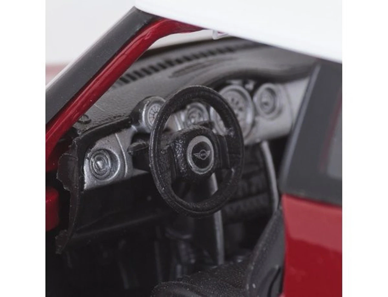 Maisto 1/24 Mini Cooper Diecast Model 8 Maisto 1/24 Mini Cooper Diecast Model - Image 8