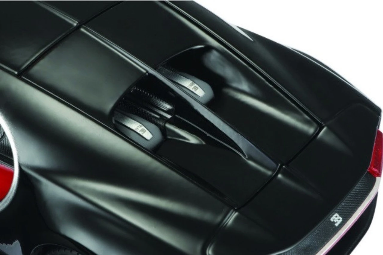 Maisto 1/24 Bugatti Chiron Diecast Model Kit 3 Maisto 1/24 Bugatti Chiron Diecast Model Kit - Image 3