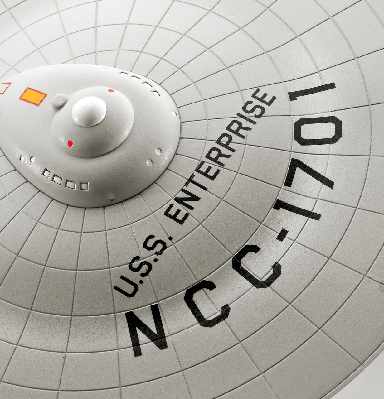 Revell 1/600 USS Enterprise NCC-1701 (TOS) 4 Revell 1/600 USS Enterprise NCC-1701 (TOS) - Image 4