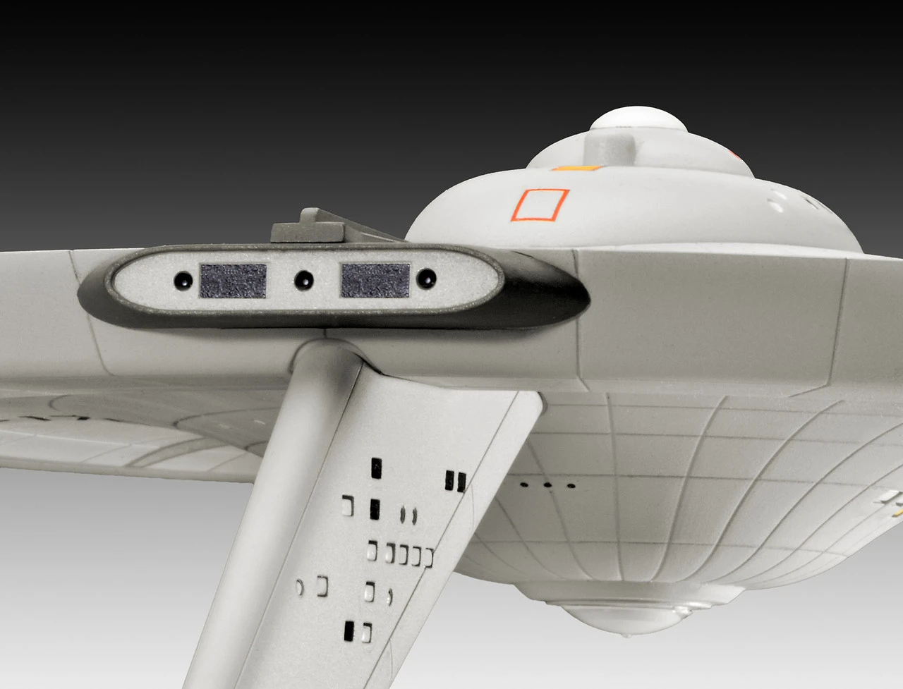Revell 1/600 USS Enterprise NCC-1701 (TOS) 5 Revell 1/600 USS Enterprise NCC-1701 (TOS) - Image 5
