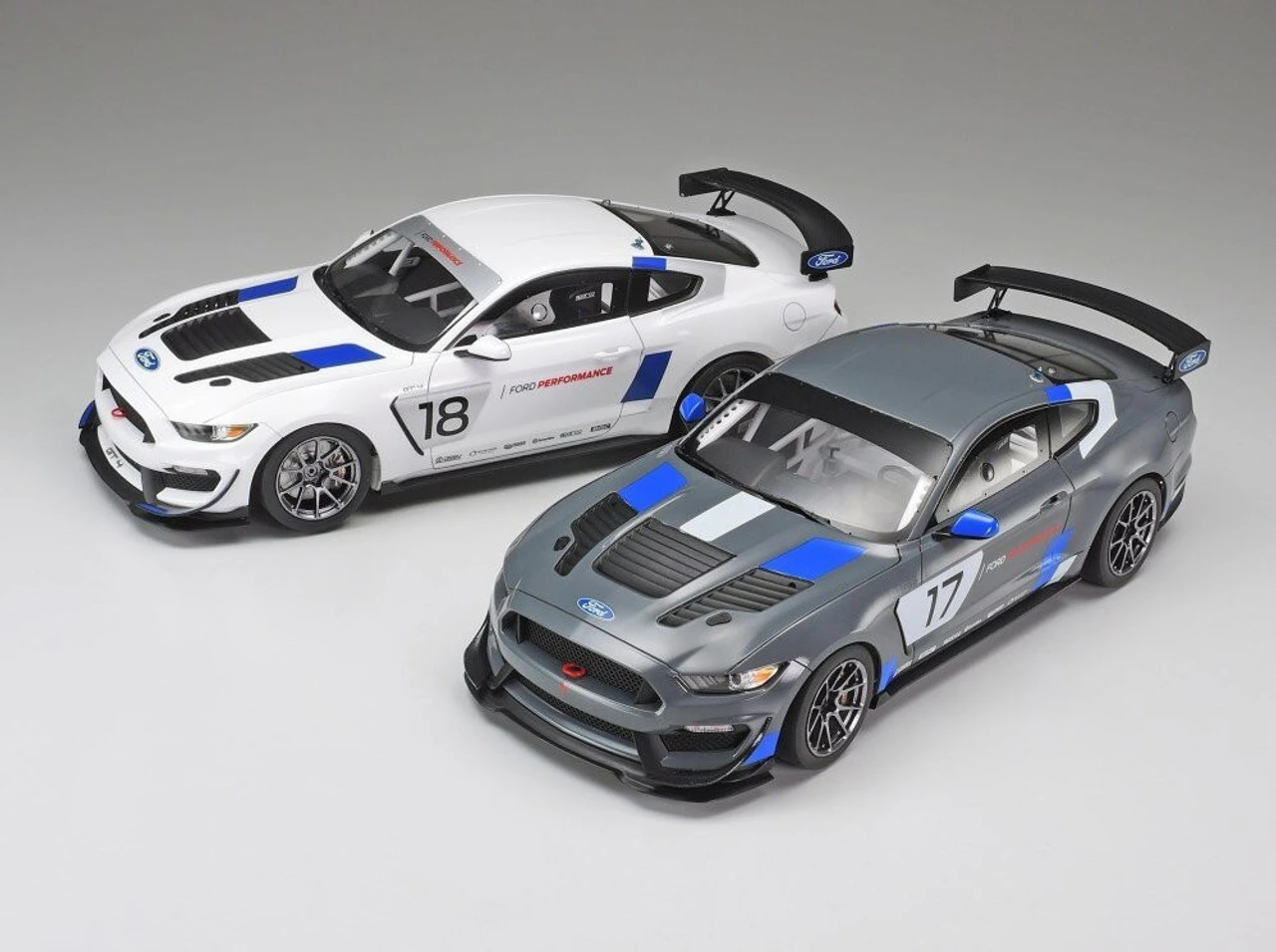 Tamiya 1/24 Ford Mustang GT4 Model Kit 3 Tamiya 1/24 Ford Mustang GT4 Model Kit - Image 3