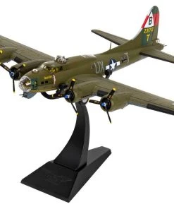 Alternative view of Corgi 1/72 Boeing B-17g Flying Fortress Snake Hips Diecast Model