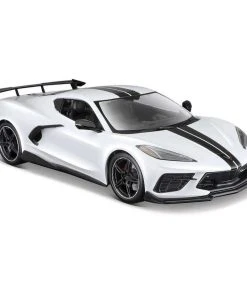 Maisto 1/24 Corvette Stingray Coupe High Wing 2020 Diecast Model