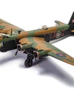 Corgi 1/72 Short Stirling MK. III LJ542 Diecast Model 14 Corgi 1/72 Short Stirling MK. III LJ542 Diecast Model -Games Workshop shop 316810 86051.1676903825