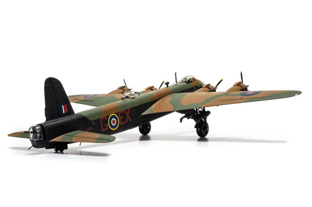 Corgi 1/72 Short Stirling MK. III LJ542 Diecast Model 7 Corgi 1/72 Short Stirling MK. III LJ542 Diecast Model - Image 7