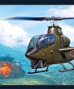 Special Hobby 1/32 Bell AH-1G Cobra Early Tails Over Vietnam Model Kit