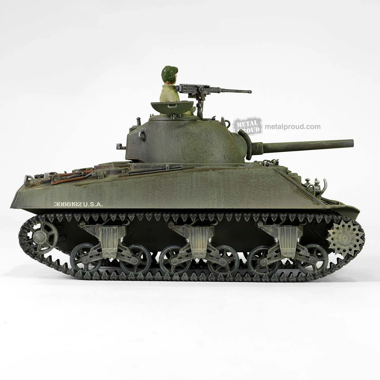 Forces Of Valor 1/32 U.S Medium Tank Sherman M4 (75) Diecast Model 2 Forces Of Valor 1/32 U.S Medium Tank Sherman M4 (75) Diecast Model - Image 2