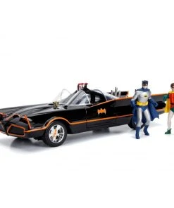 Jada 1/18 1966 Batmobile With Figures And Working Lights Diecast Model