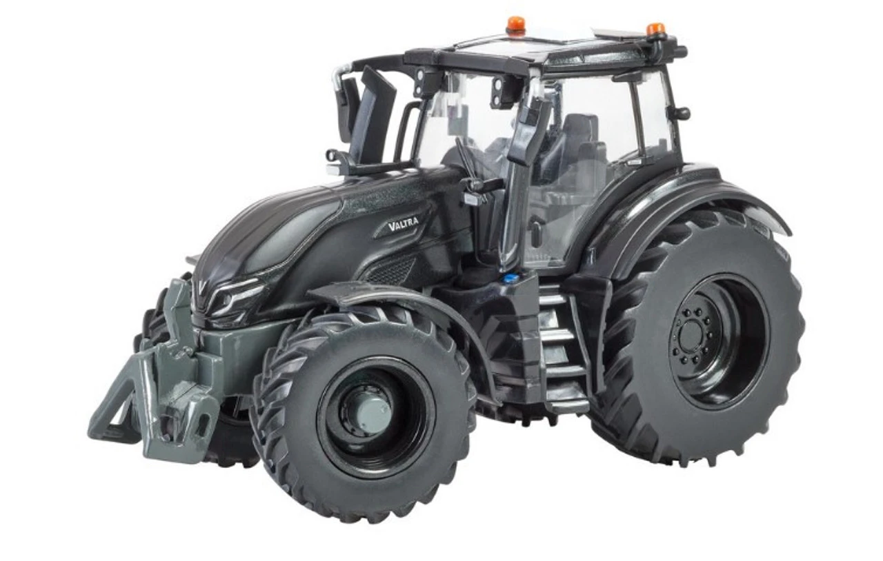 Britains 1/32 New Valtra 1 Britains 1/32 New Valtra