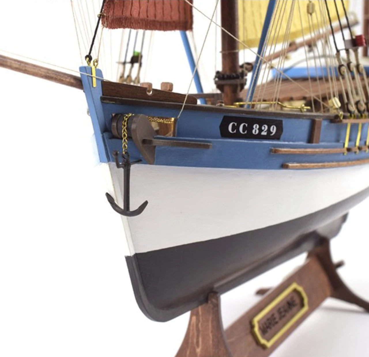 Artesania Latina 1/50 Marie Jeanne Wooden Ship Model Kit 7 Artesania Latina 1/50 Marie Jeanne Wooden Ship Model Kit - Image 7