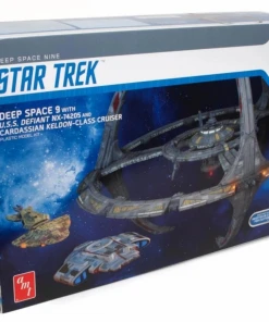 AMT Models 1/3300 Star Trek Deep Space Nine Space Station DS9