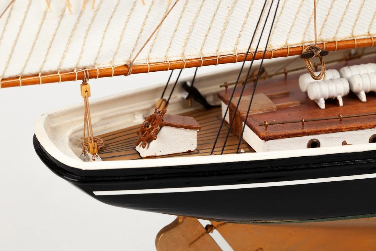 Billings Models 1/100 Bluenose II Wooden Ship Kit 4 Billings Models 1/100 Bluenose II Wooden Ship Kit - Image 4